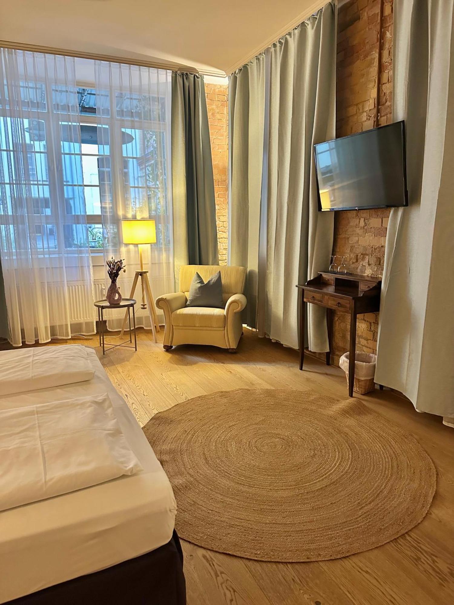 Cinderella.Kreuzberg Hotell Berlin Exteriör bild